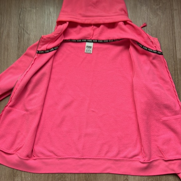 PINK Victoria’s Secret Women’s Hot Pink Full Zip Hoodie Size Medium - Picture 9 of 17